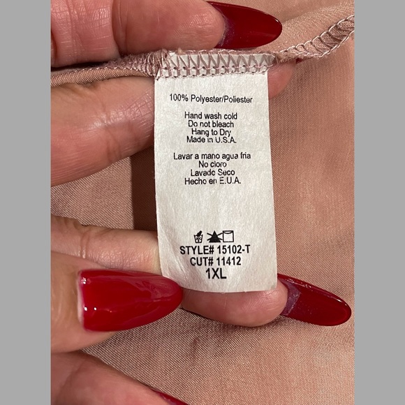 Satin blouse - Picture 2 of 4